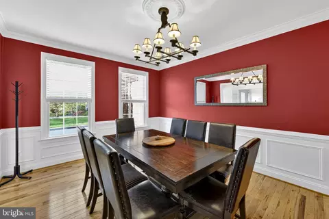 Dining - 42758 Glenside Dr, Brambleton, VA 20148 photo 7 of 7