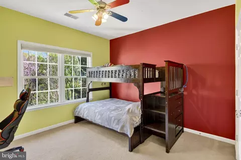 Bedroom - 42758 Glenside Dr, Brambleton, VA 20148 photo 3 of 10