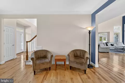 Entry Way - 42758 Glenside Dr, Brambleton, VA 20148 photo 6 of 28