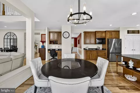Dining - 42758 Glenside Dr, Brambleton, VA 20148 photo 3 of 7