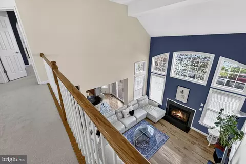 Entry Way - 42758 Glenside Dr, Brambleton, VA 20148 photo 20 of 28
