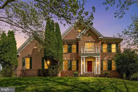 42758 Glenside Dr, Brambleton, VA 20148