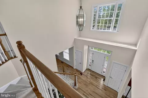 Entry Way - 42758 Glenside Dr, Brambleton, VA 20148 photo 19 of 28