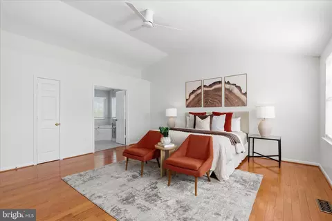 Bedroom - 43104 Stonecottage Pl, Ashburn, VA 20147 photo 1 of 5