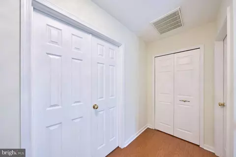 Entry Way - 46554 Cedarhurst Dr, Sterling, VA 20165 photo 8 of 8