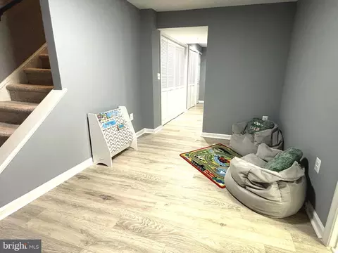 Entry Way - 43 Bickel Ct, Sterling, VA 20165 photo 1 of 1