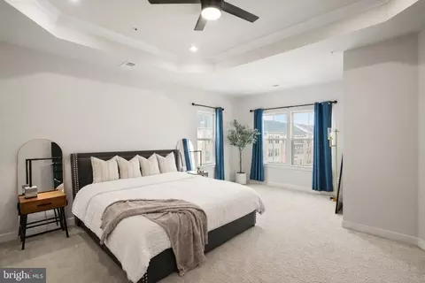 Bedroom - 24252 Thurso Sq, Sterling, VA 20166 photo 1 of 8