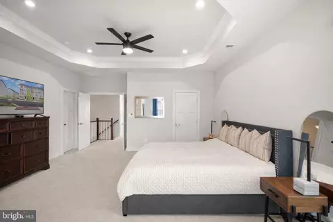 Bedroom - 24252 Thurso Sq, Sterling, VA 20166 photo 4 of 8