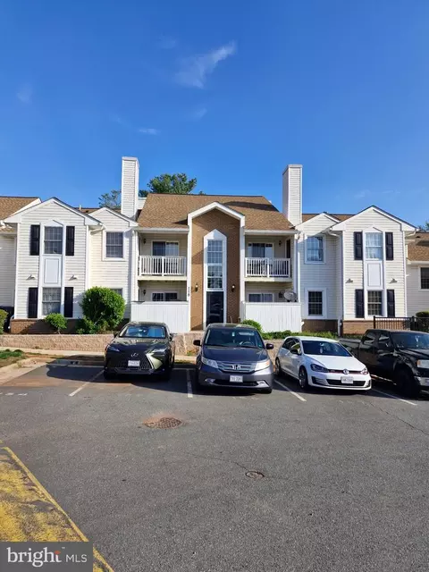 118 Westwick Ct #1, Sterling, VA 20165