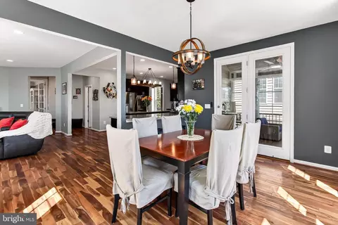 42308 Guildhall Dr, Ashburn, VA 20148 photo 11