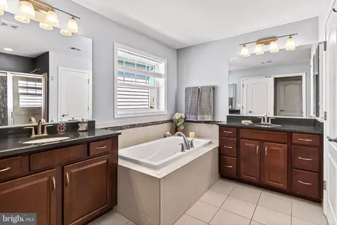 42308 Guildhall Dr, Ashburn, VA 20148 photo 17