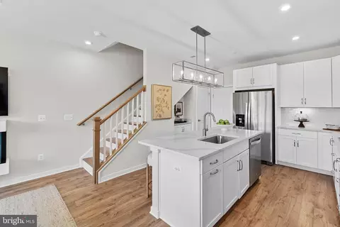 6 Sepia Sq #MO, Ashburn, VA 20147