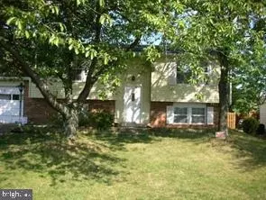 712 N Sterling Blvd, Sterling, VA 20164