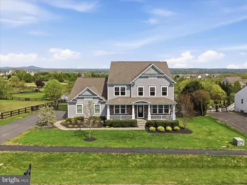 15698 Woodchester Ct, Leesburg, VA 20176