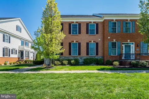 23311 Silcott Woods Ter, Ashburn, VA 20148