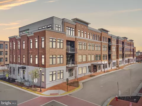 2 Stationmaster St SE #202, Leesburg, VA 20175