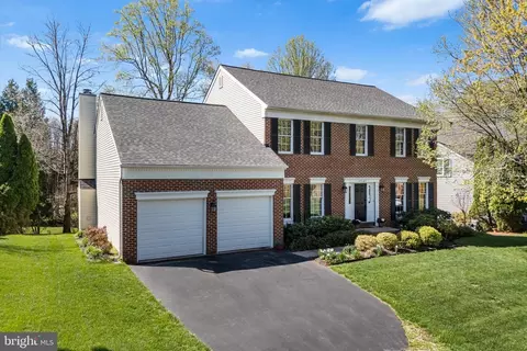 47187 Brasswood Pl, Potomac Falls, VA 20165