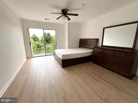 Bedroom - 44086 Natalie Ter #201, Ashburn, VA 20147 photo 2 of 3