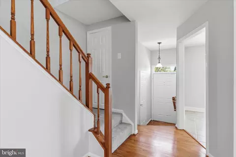 Entry Way - 46810 Rabbitrun Ter, Sterling, VA 20164 photo 4 of 6