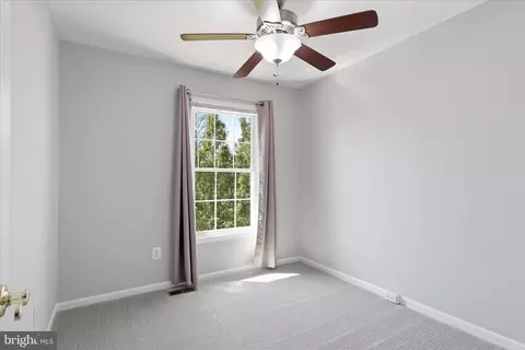 Bedroom - 46810 Rabbitrun Ter, Sterling, VA 20164 photo 3 of 4