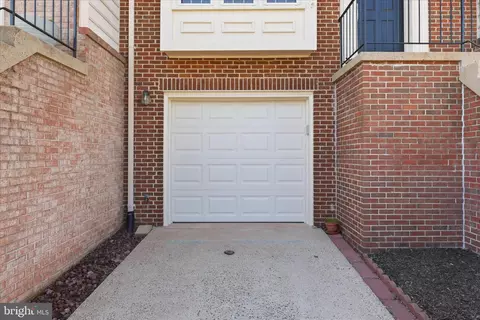 Other - 46810 Rabbitrun Ter, Sterling, VA 20164 photo 1 of 11