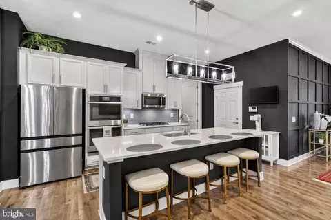 25614 Preston Park Ter, Chantilly, VA 20152