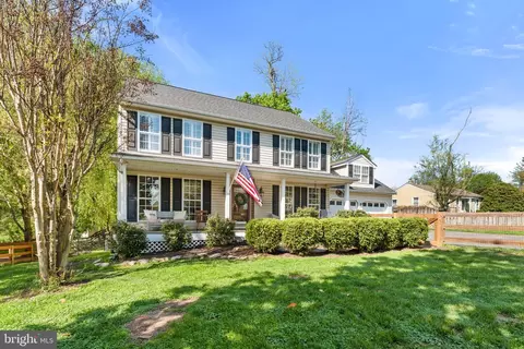 209 E A St, Purcellville, VA 20132