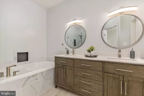 Bath - 20227 Macglashan Ter, Ashburn, VA 20147 photo 1 of 3