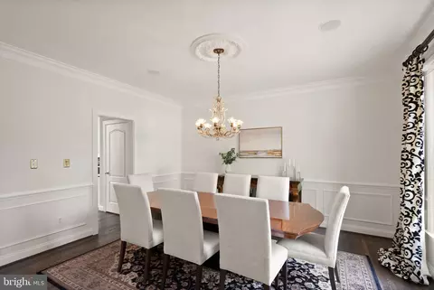 Dining - 19944 Interlachen Cir, Ashburn, VA 20147 photo 1 of 4