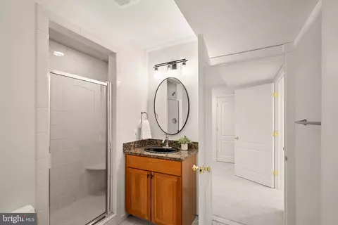 Bath - 19944 Interlachen Cir, Ashburn, VA 20147 photo 7 of 7