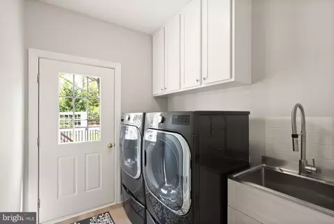 Other - 19944 Interlachen Cir, Ashburn, VA 20147 photo 15 of 38