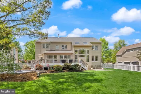 Exterior - 19944 Interlachen Cir, Ashburn, VA 20147 photo 15 of 24