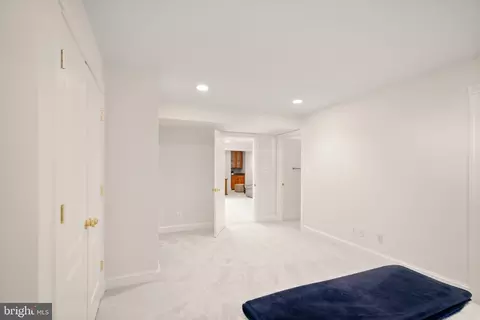 Bedroom - 19944 Interlachen Cir, Ashburn, VA 20147 photo 6 of 6