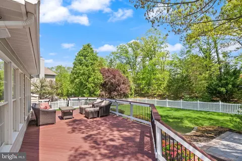 Exterior - 19944 Interlachen Cir, Ashburn, VA 20147 photo 8 of 24