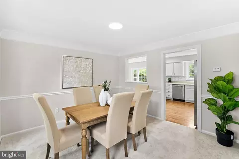 Dining - 105 Peyton Rd, Sterling, VA 20165 photo 1 of 5