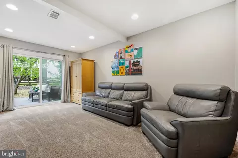 Other - 5 Dudley Ct, Sterling, VA 20165 photo 5 of 21