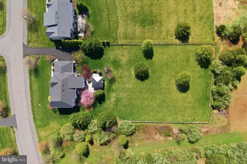 16545 Levade Dr, Leesburg, VA 20176