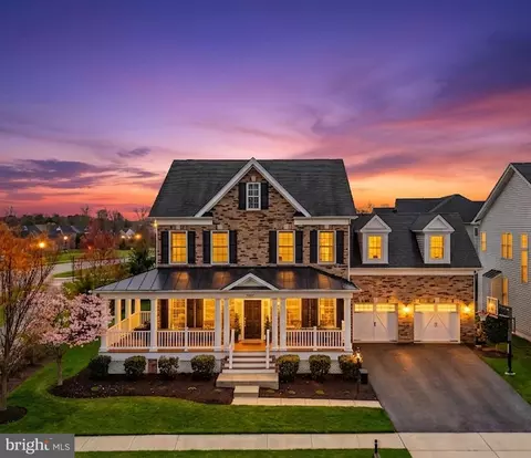 24242 Purple Finch Dr, Aldie, VA 20105