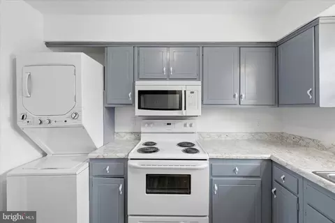 Other - 1016 C Brixton Ct, Sterling, VA 20164 photo 4 of 9