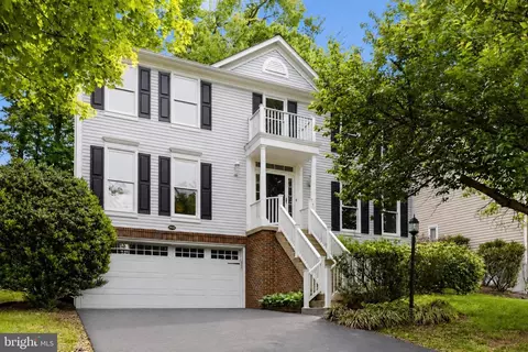 20644 Cutwater Pl, Sterling, VA 20165
