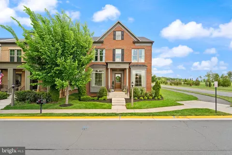 22986 Bubbling Brook Dr, Brambleton, VA 20148