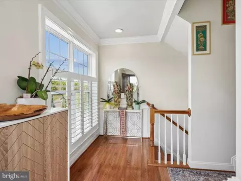 Entry Way - 43542 White Cap Ter, Chantilly, VA 20152 photo 2 of 7