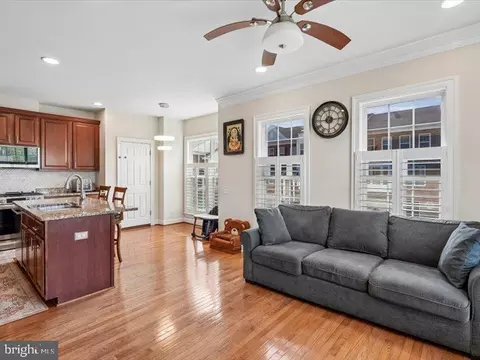 Entry Way - 43542 White Cap Ter, Chantilly, VA 20152 photo 4 of 7