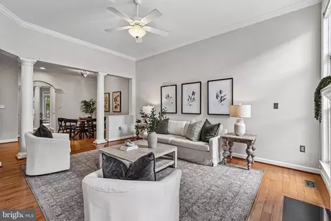 Living - 24896 Castleton Dr, Chantilly, VA 20152 photo 4 of 4