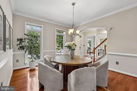 Dining - 24896 Castleton Dr, Chantilly, VA 20152 photo 3 of 5
