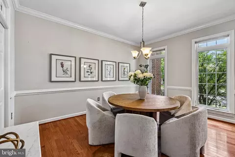 Dining - 24896 Castleton Dr, Chantilly, VA 20152 photo 2 of 5