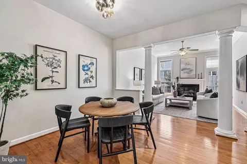 Dining - 24896 Castleton Dr, Chantilly, VA 20152 photo 5 of 5