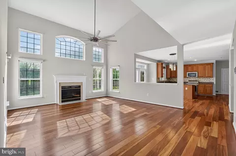 25845 Spring Farm Cir, Chantilly, VA 20152 photo 30