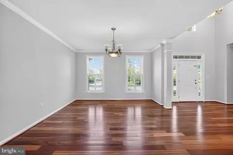 25845 Spring Farm Cir, Chantilly, VA 20152 photo 7