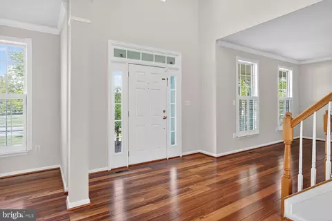 25845 Spring Farm Cir, Chantilly, VA 20152 photo 8